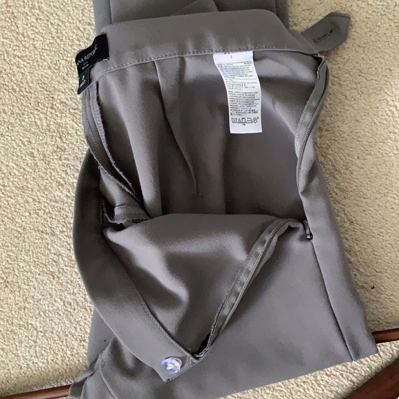 Banana republic skinny grey/tan pants w side zip - Picture 4 of 4